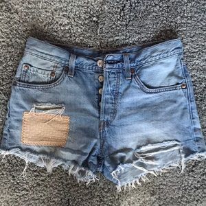 Levi’s cut off shorts